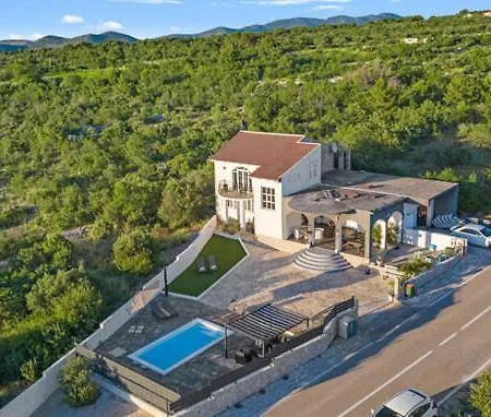 Apartmán Casa Juric *