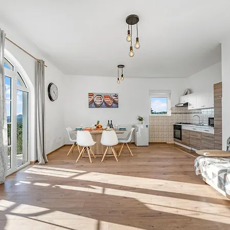 Casa Juric